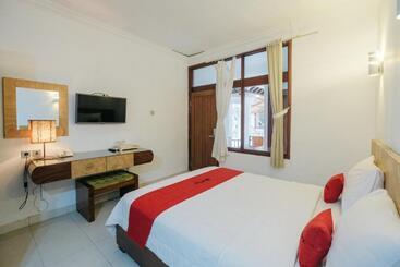 هتل Reddoorz At Bali Kepundung Denpasar