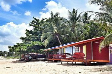 Hotel Rungarpaporn Homestay