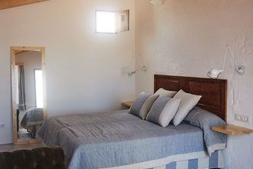 هتل Agroturismo Turmaden Des Capita