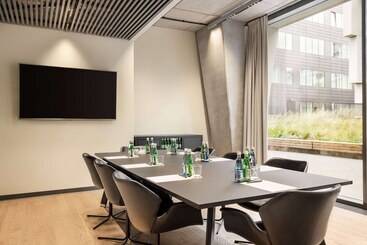 هتل Vienna House By Wyndham Mokotow Warsaw