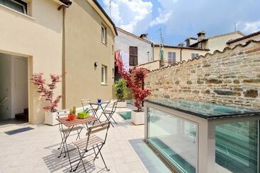 پانسیون Guest House Viaroma