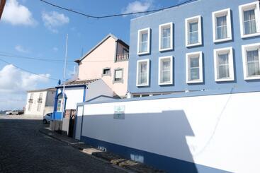 Royal Beach Hostel