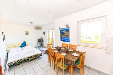 هتل Apartments Silvia