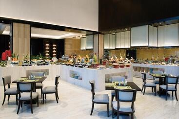 هتل Crowne Plaza Huailai By Ihg