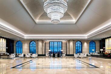 هتل Crowne Plaza Huailai By Ihg