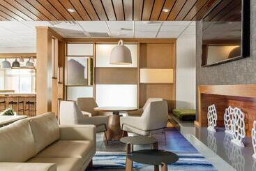 هتل Fairfield Inn & Suites By Marriott Salina