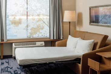 هتل Fairfield Inn & Suites By Marriott Salina