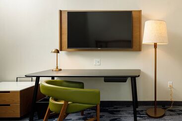 هتل Fairfield Inn & Suites By Marriott Salina