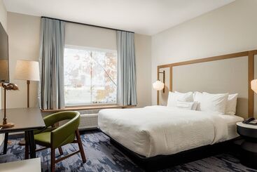 هتل Fairfield Inn & Suites By Marriott Salina