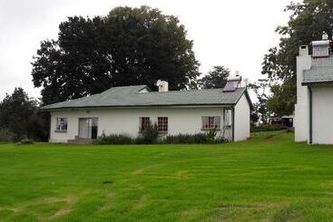 בית מלון כפרי Hoyo Hoyo Machadostud Lodge