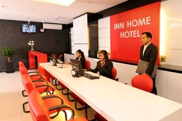 هتل Inn Home