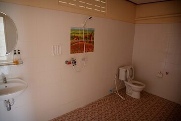 هتل Mama Resort