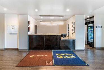 هتل Sleep Inn & Suites Denver International Airport