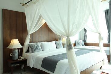 هتل Villa Amphawa