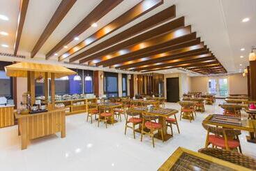 تختخواب و صبحانه Ting Feng Cottage