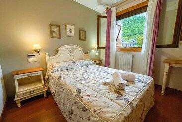 Apartamentos Gavín Biescas 3000