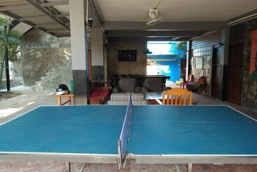 Happy House Backpacker   Hostel