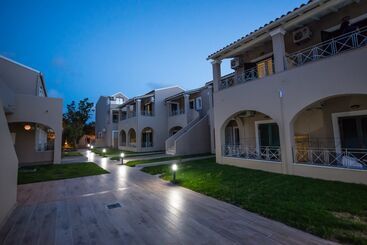 هتل Amour Holiday Resort
