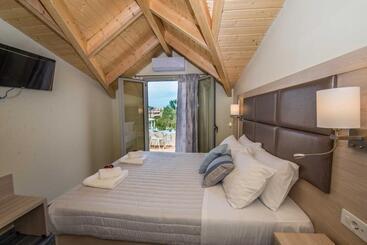 هتل Amour Holiday Resort