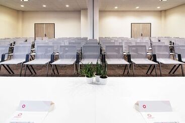 هتل Adagio Amsterdam City South