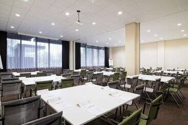 هتل Adagio Amsterdam City South