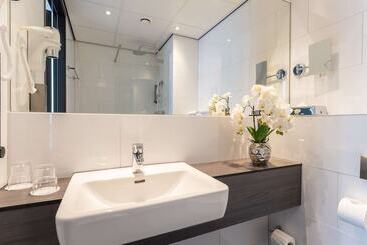 هتل Plaza Premium Almere
