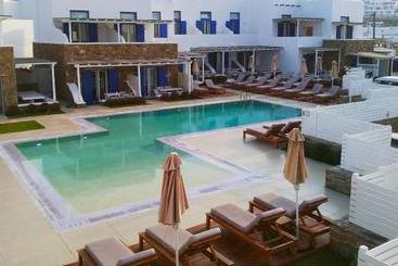 هتل Blue, White And Grey Suites