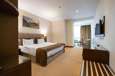 Diamond Hotel Baku