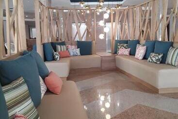 호텔 Gara Suites Golf & Spa