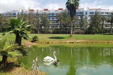호텔 Gara Suites Golf & Spa