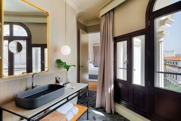 酒店 H10 Palacio Colomera