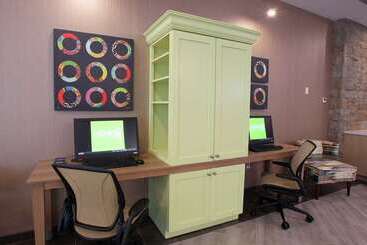 فندق Home2 Suites By Hilton Nampa