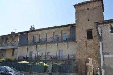 هتل Hôtel Le Loft