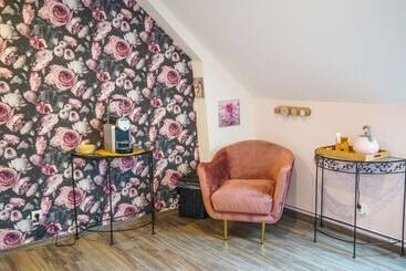 Отель Le Château Des Lumières De La Baie De Somme Chambre D Hôtes De Charme