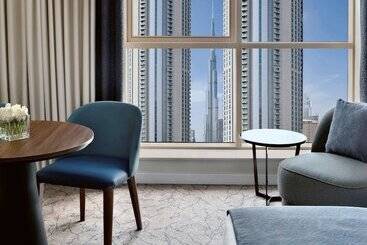 Mövenpick Hotel Apartments Downtown Dubai