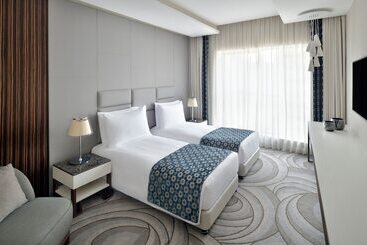 Mövenpick Hotel Apartments Downtown Dubai