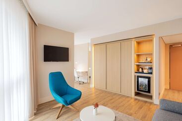 هتل NH Mannheim