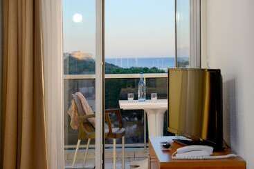 هتل Residence Resideal Antibes