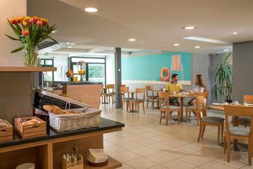 هتل Residence Resideal Antibes