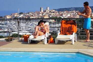 هتل Residence Resideal Antibes