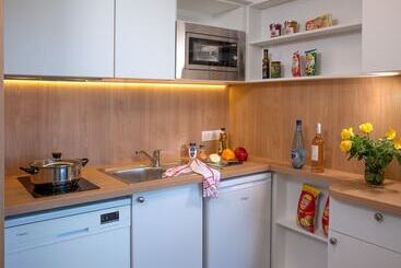 هتل Residence Resideal Antibes