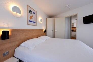 هتل Residence Resideal Antibes