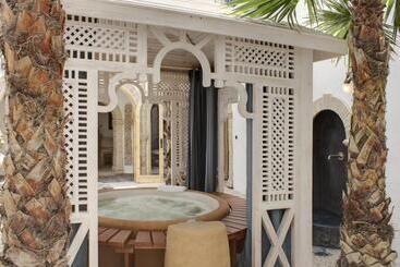 هتل Riad Baladin