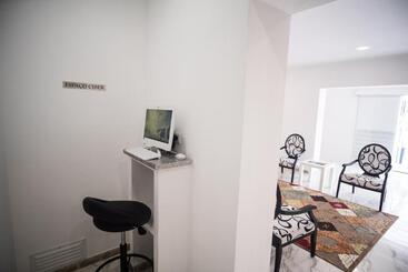 هتل Sh Boutique