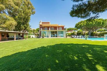 Vila Santa Eulália