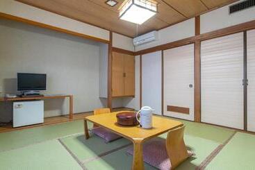 Aqua Garden Hotel Fukumaru