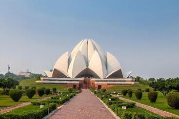 هتل Aloft New Delhi Aerocity