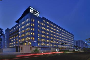 هتل Aloft New Delhi Aerocity