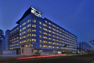 هتل Aloft New Delhi Aerocity