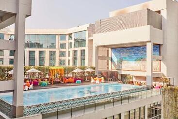 هتل Aloft New Delhi Aerocity